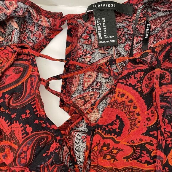 Forever 21| Medium Romper| Super soft| 100% Rayon| With pockets| Paisley print - Picture 7 of 13